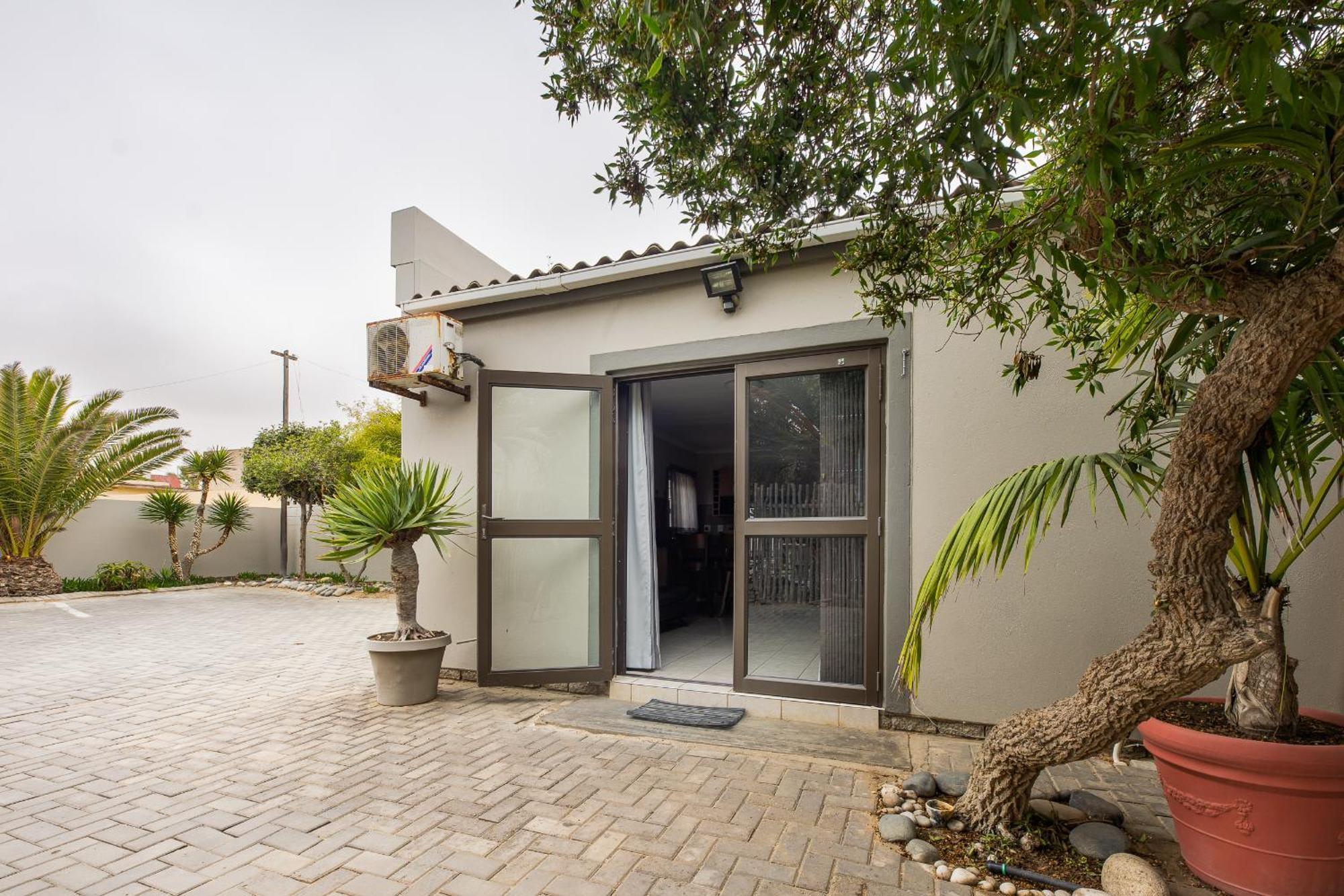 Guesthouse Fischreiher B&B Swakopmund Ngoại thất bức ảnh