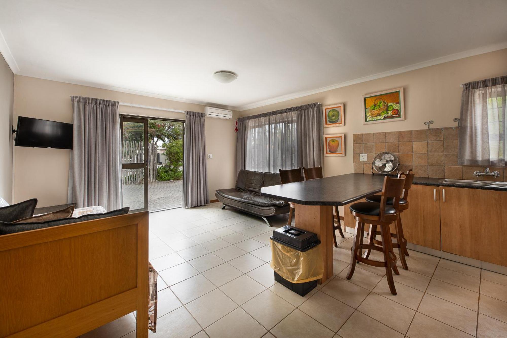 Guesthouse Fischreiher B&B Swakopmund Ngoại thất bức ảnh