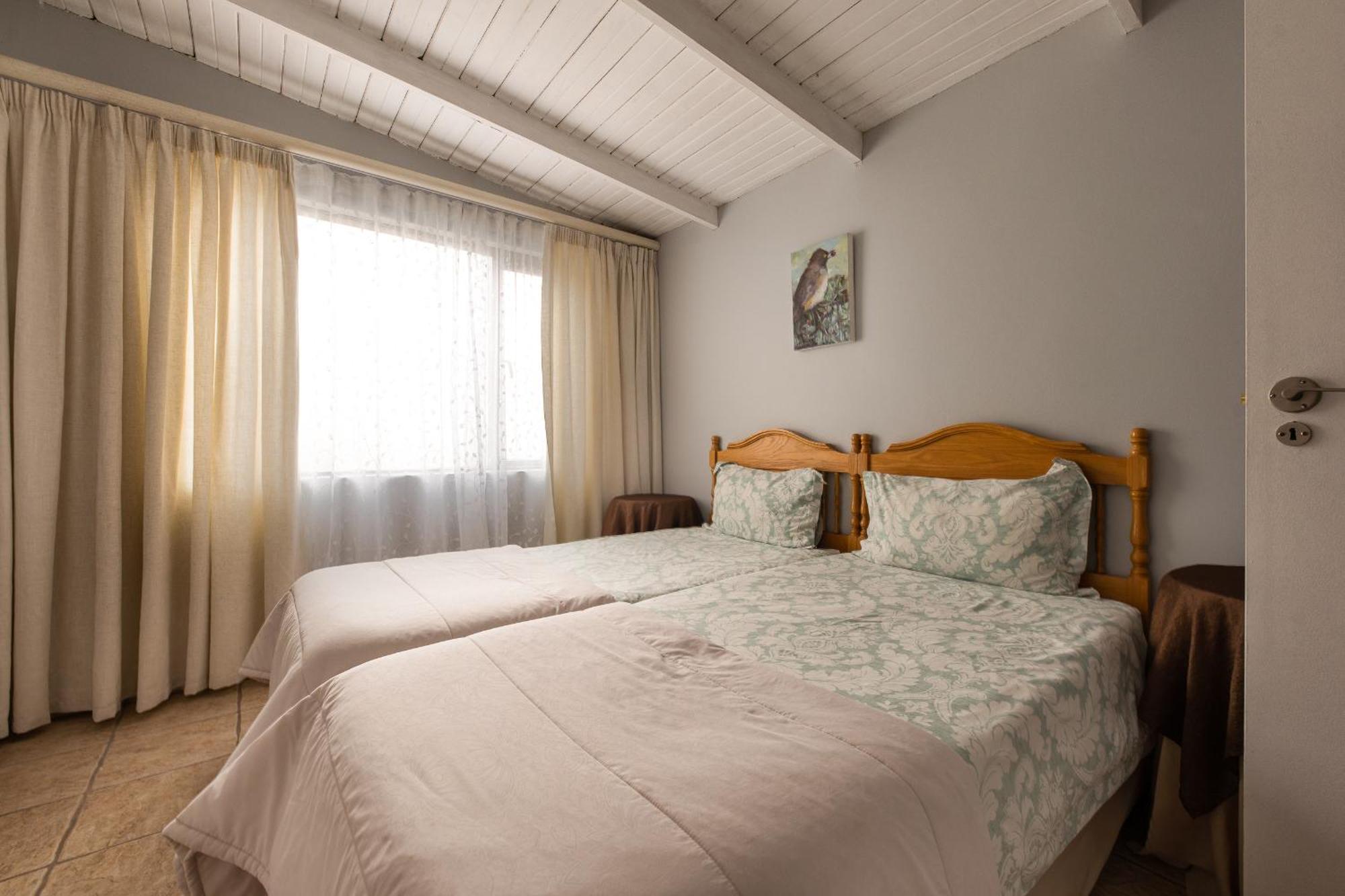 Guesthouse Fischreiher B&B Swakopmund Ngoại thất bức ảnh