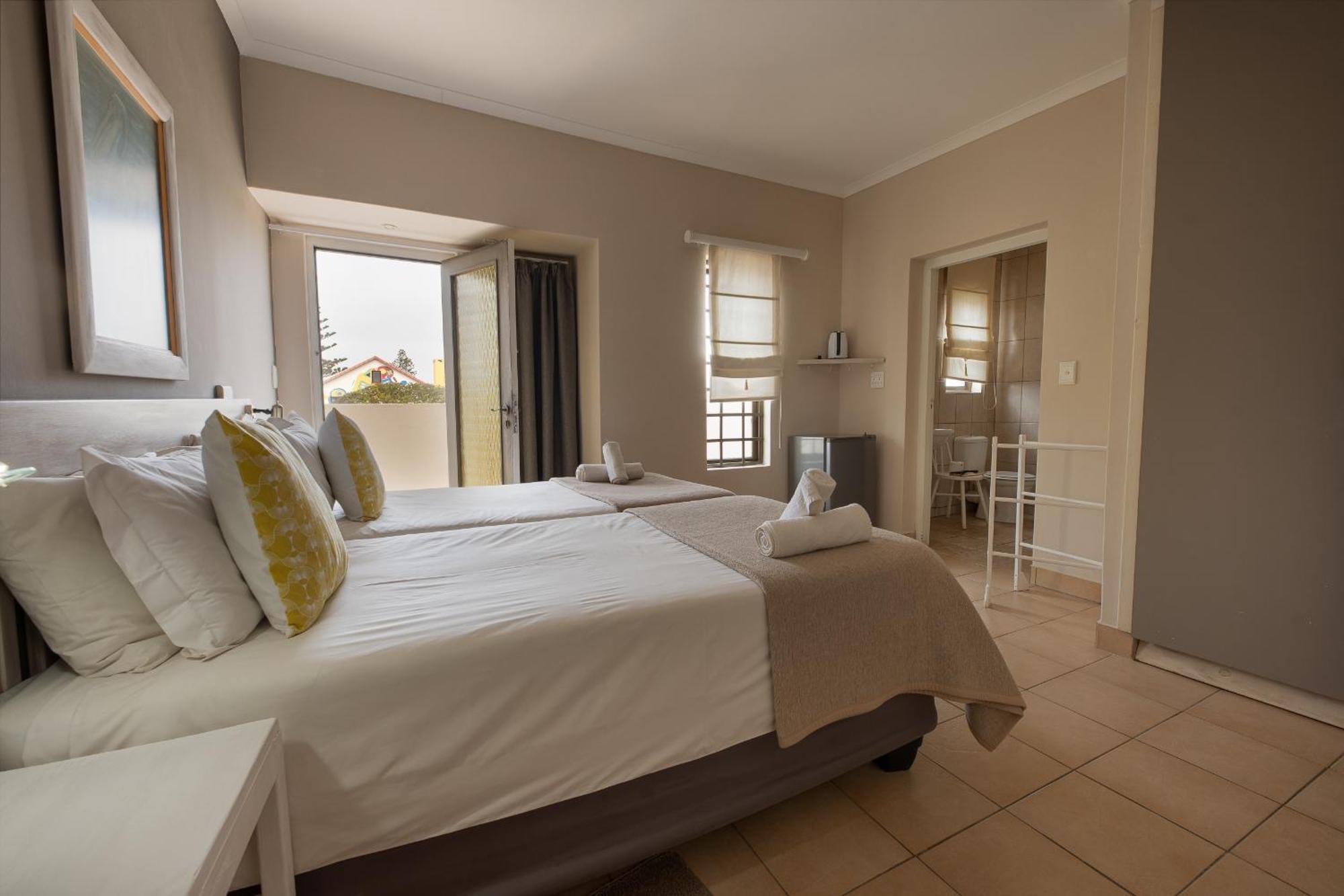 Guesthouse Fischreiher B&B Swakopmund Ngoại thất bức ảnh
